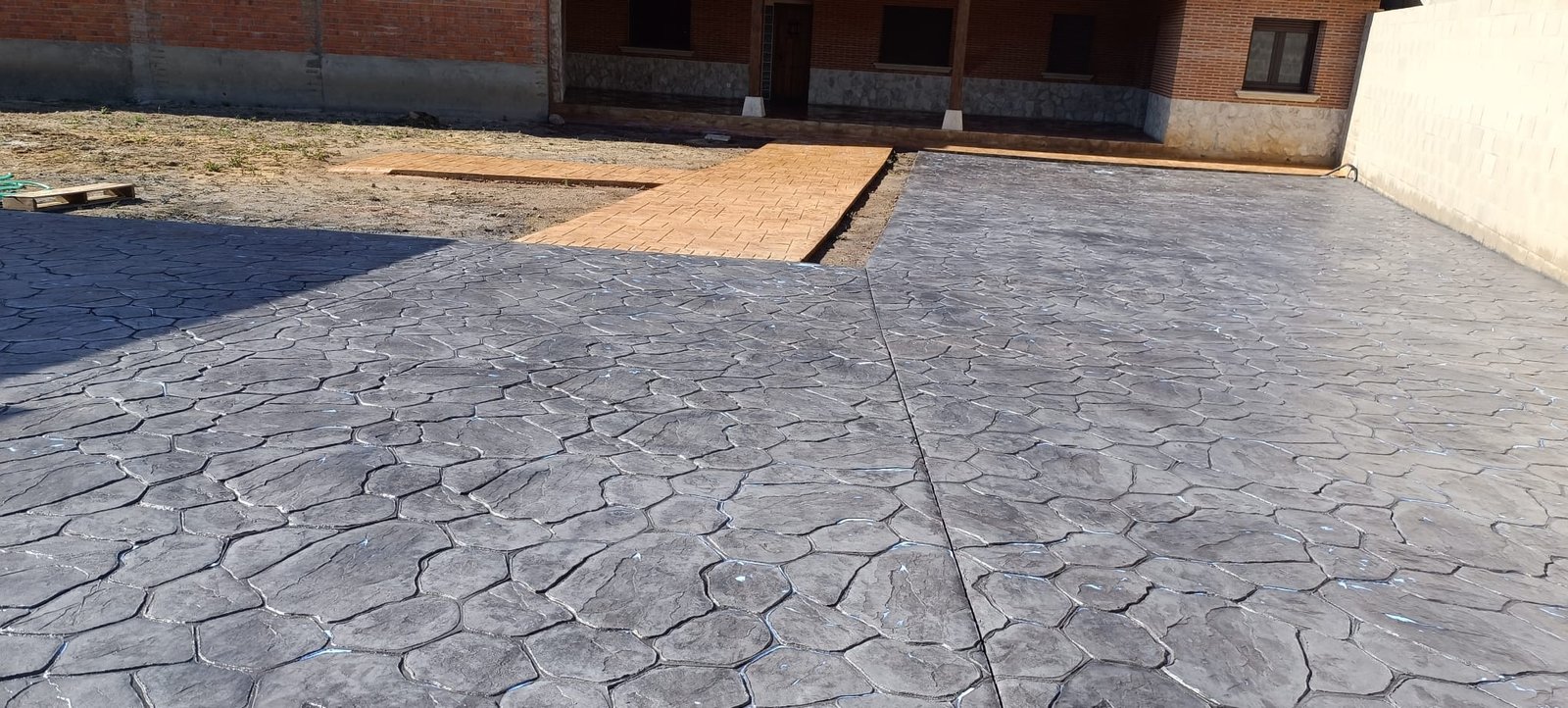 Hormigón impreso de alta calidad en Madrid